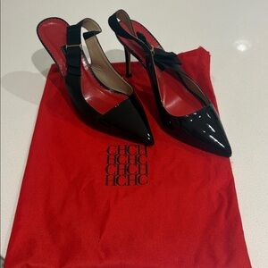 Carolina Herrera INSIGNIA BOW PATENT LEATHER SLINGBACK PUMPS